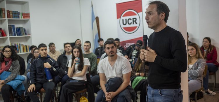 Abella: “Los jóvenes son un pilar fundamental para la transformación de la ciudad”