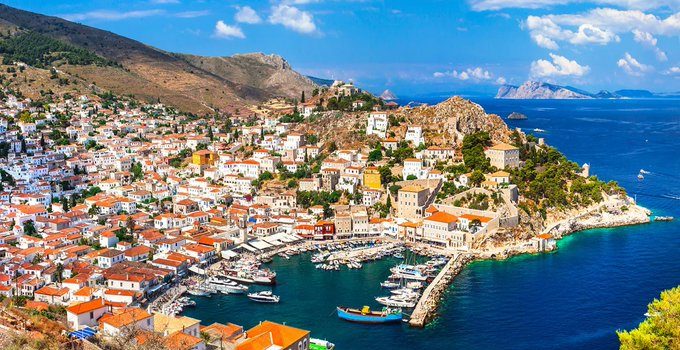Hydra: la isla griega de la calma donde están prohibidos los autos y el tiempo se detiene