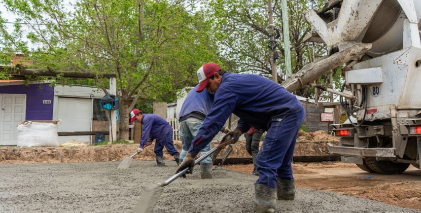 San Felipe: la obra de pavimento con cordón cuneta también se extiende por la calle Schweitzer