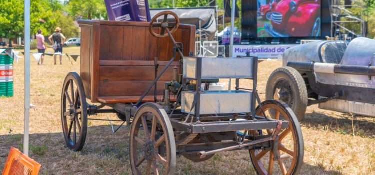 Invitan a dueños de autos clásicos y de colección a participar de la Fiesta del Primer Automóvil