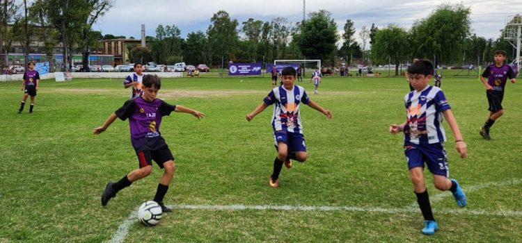 Se realizó la primera edición de la Copa Ciudad de Campana de Fútbol Infantil