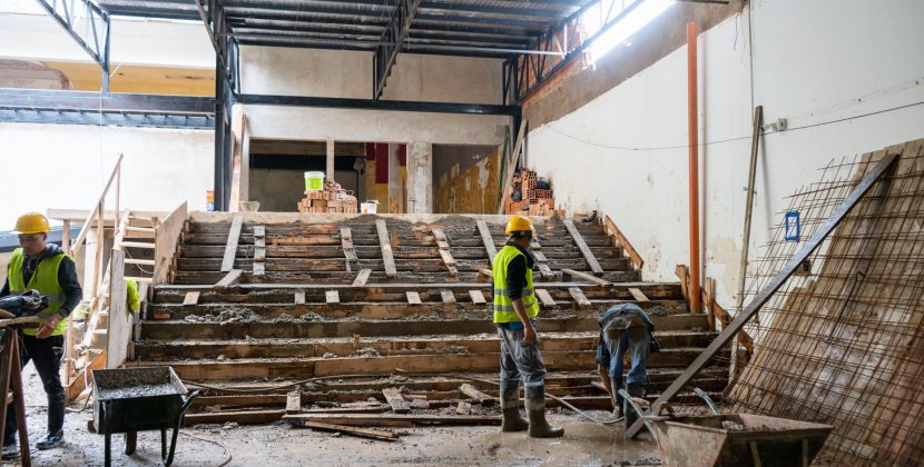 El Municipio avanza con la obra de remodelación del teatro Pedro Barbero